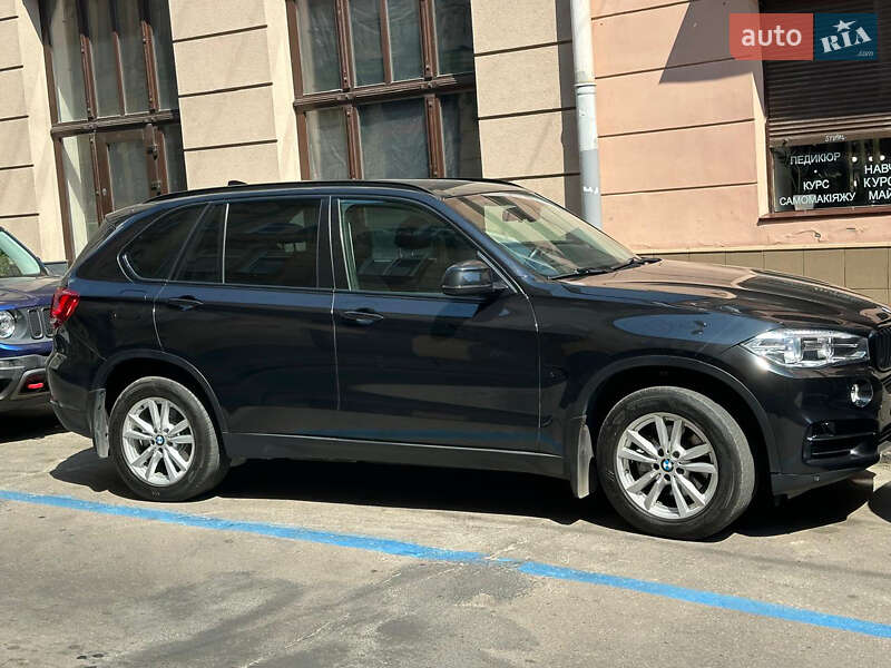 Позашляховик / Кросовер BMW X5 2015 в Львові