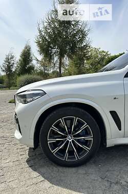 Позашляховик / Кросовер BMW X5 2020 в Києві