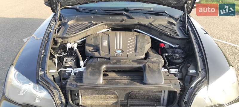 Внедорожник / Кроссовер BMW X5 2010 в Балте