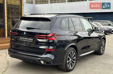 Внедорожник / Кроссовер BMW X5 2024 в Киеве