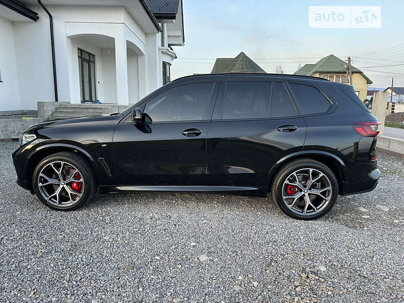 Внедорожник / Кроссовер BMW X5 2022 в Мукачево