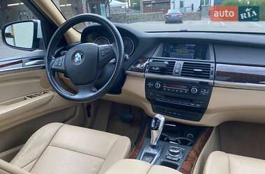Внедорожник / Кроссовер BMW X5 2010 в 
