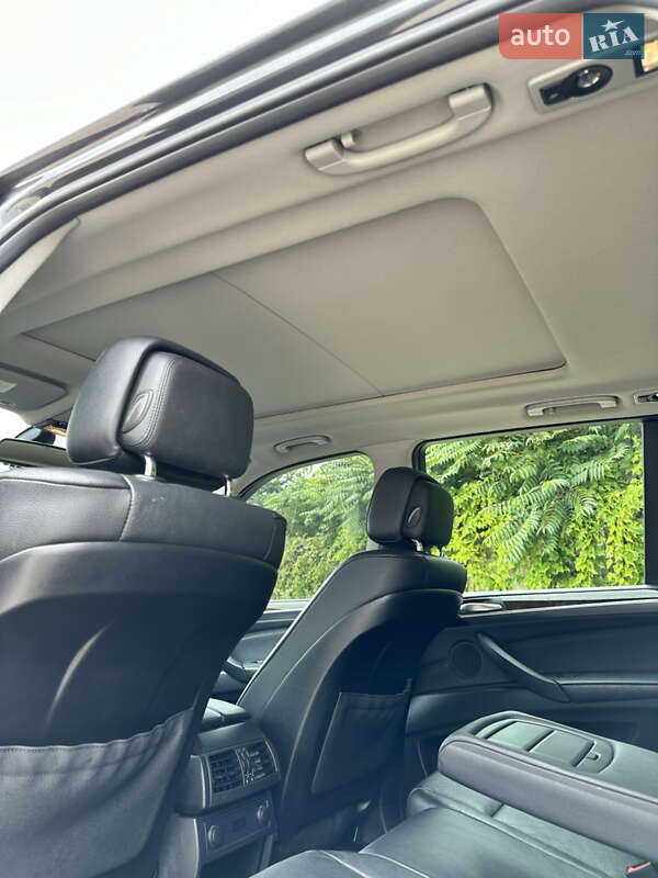 Внедорожник / Кроссовер BMW X5 2011 в Одессе