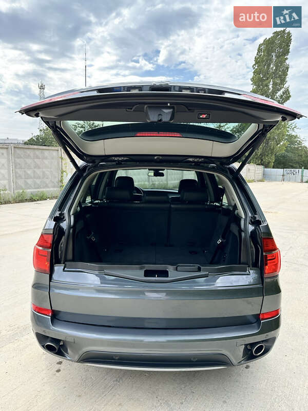 Внедорожник / Кроссовер BMW X5 2011 в Одессе