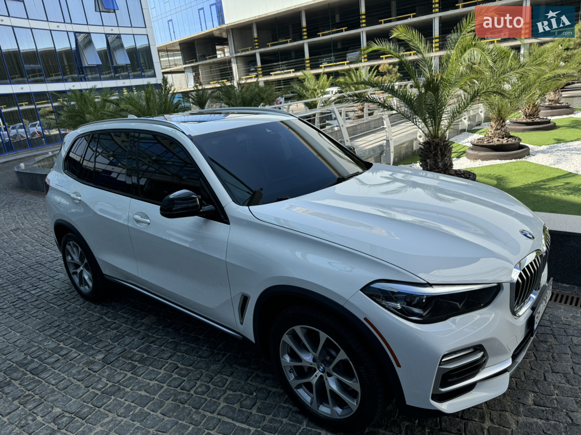 2018 BMW X5 - мініатюра 3