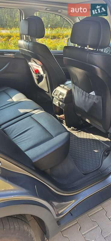 Внедорожник / Кроссовер BMW X5 2009 в Коростене