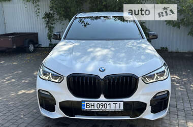 Внедорожник / Кроссовер BMW X5 2021 в 