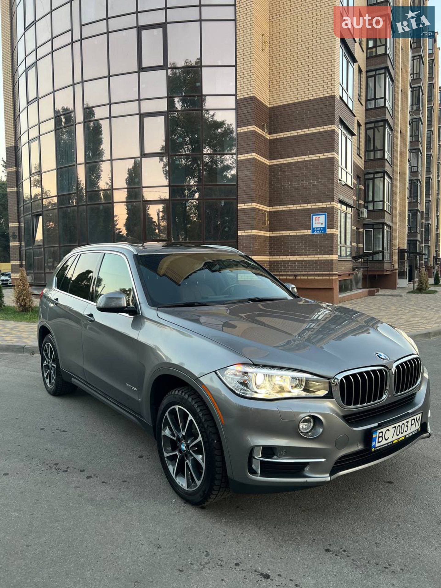 2016 BMW X5 - мініатюра 3