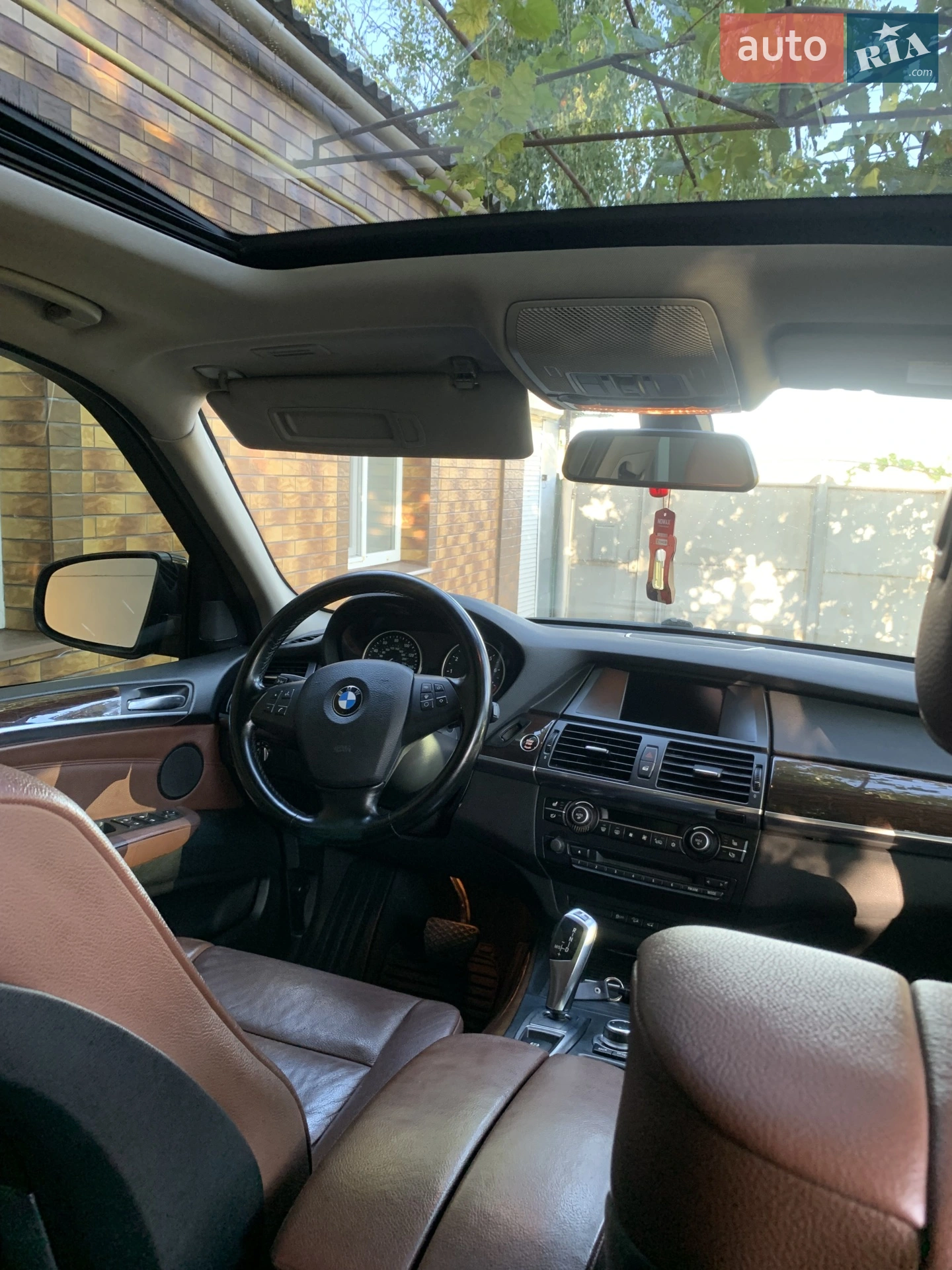 2010 BMW X5 - мініатюра 17