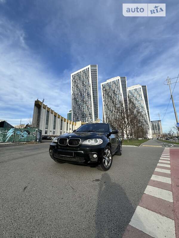 Позашляховик / Кросовер BMW X5 2012 в Києві