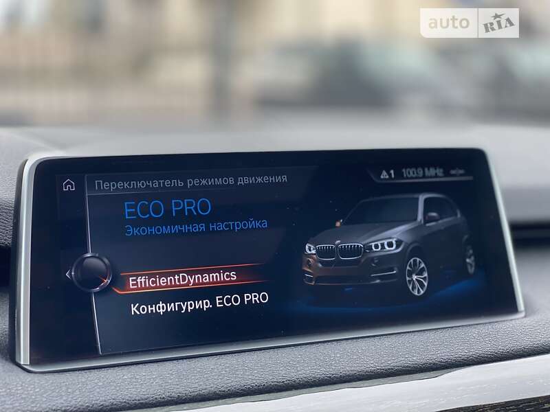 Позашляховик / Кросовер BMW X5 2017 в Луцьку