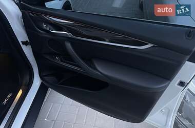 Внедорожник / Кроссовер BMW X5 2016 в 