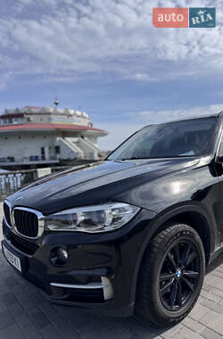Внедорожник / Кроссовер BMW X5 2015 в 