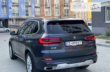 Позашляховик / Кросовер BMW X5 2018 в Чернівцях