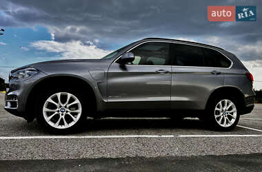 Внедорожник / Кроссовер BMW X5 2016 в Черновцах