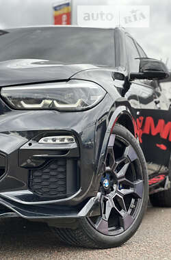 Внедорожник / Кроссовер BMW X5 2020 в Киеве