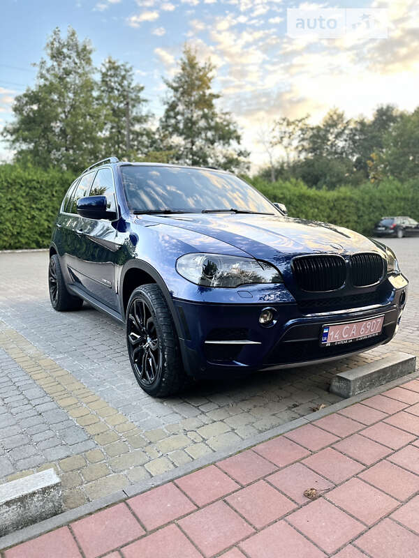 Позашляховик / Кросовер BMW X5 2013 в Пустомитах