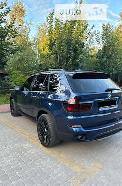 Позашляховик / Кросовер BMW X5 2013 в Пустомитах