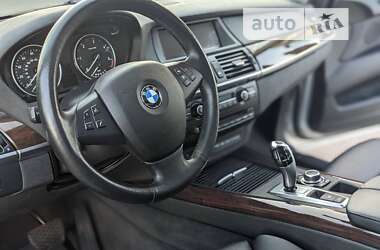 Внедорожник / Кроссовер BMW X5 2012 в Дубно