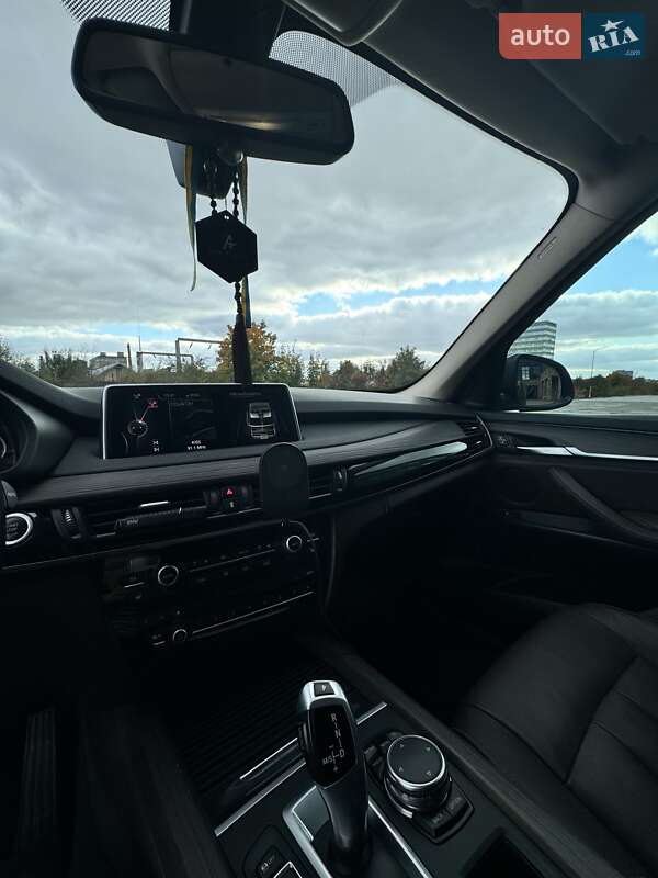 Позашляховик / Кросовер BMW X5 2015 в Львові