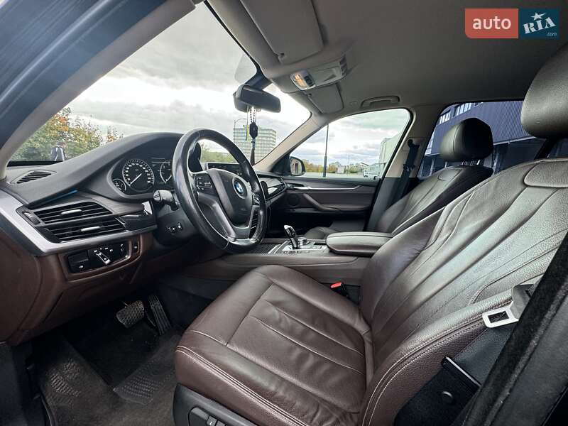 Позашляховик / Кросовер BMW X5 2015 в Львові