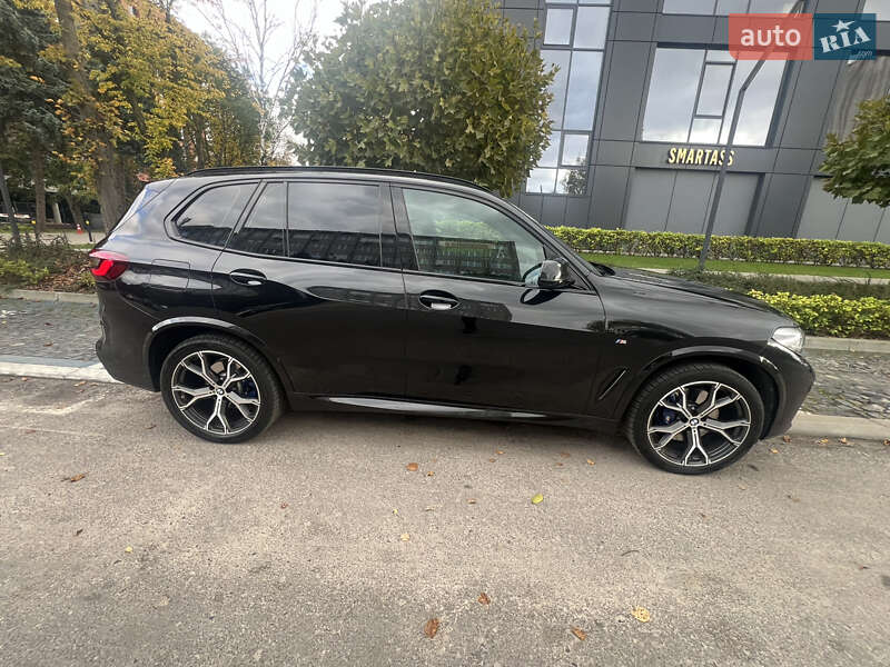 Позашляховик / Кросовер BMW X5 2022 в Львові