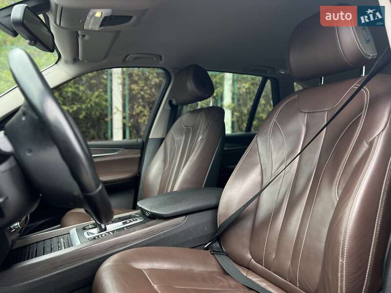 Внедорожник / Кроссовер BMW X5 2016 в Черкассах