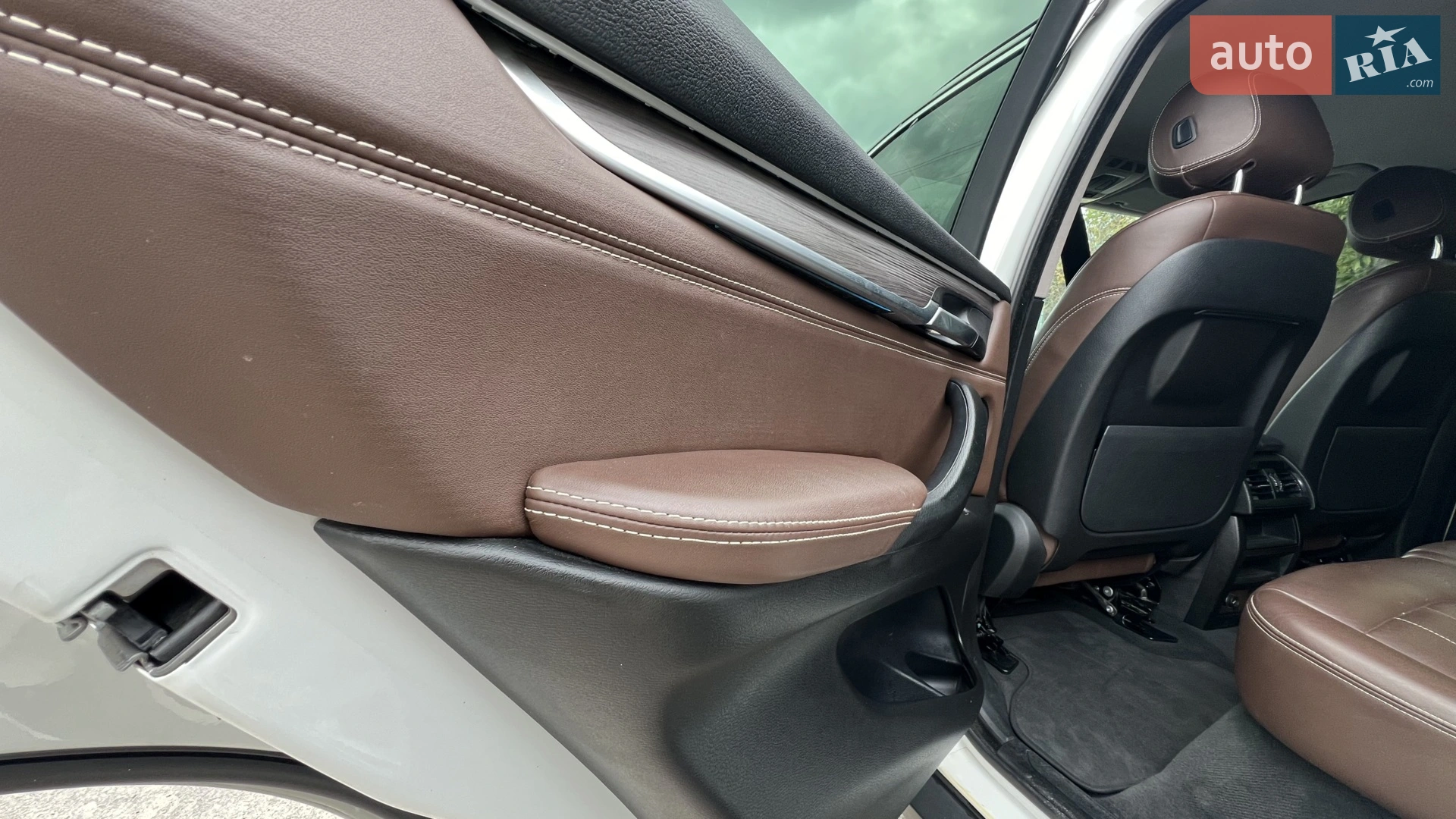 2016 BMW X5 - мініатюра 16