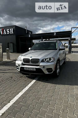 Внедорожник / Кроссовер BMW X5 2013 в Черновцах