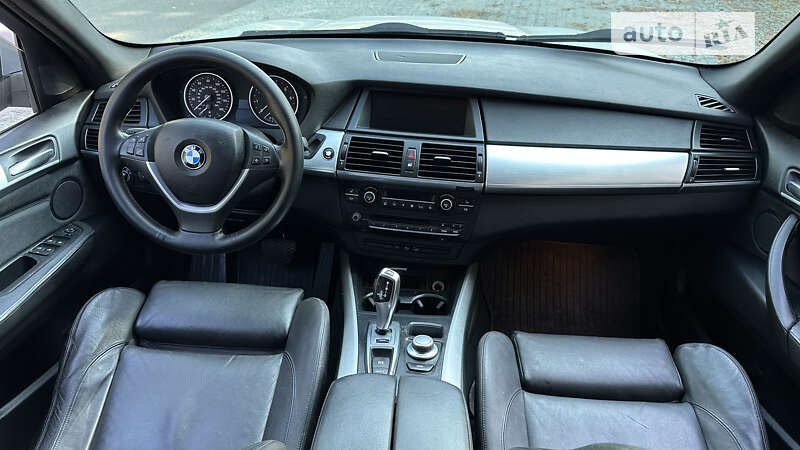Позашляховик / Кросовер BMW X5 2009 в Львові