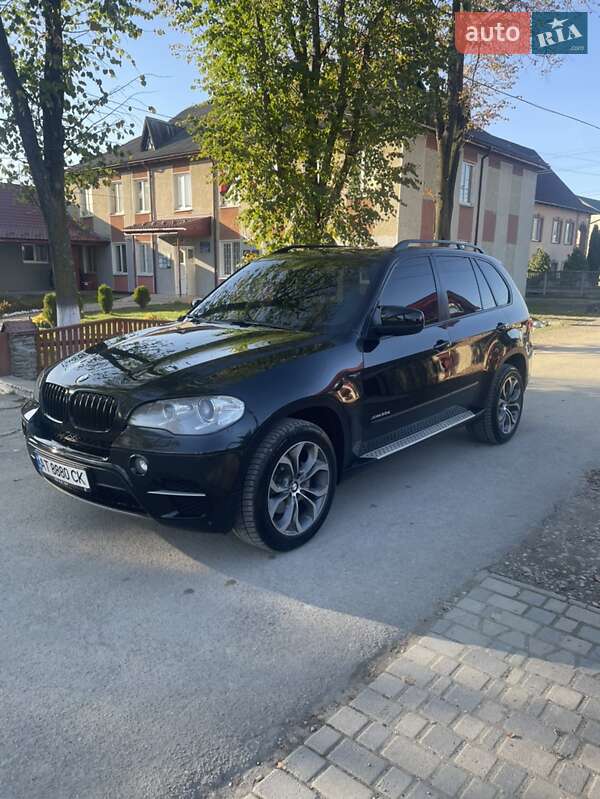 Позашляховик / Кросовер BMW X5 2011 в Івано-Франківську