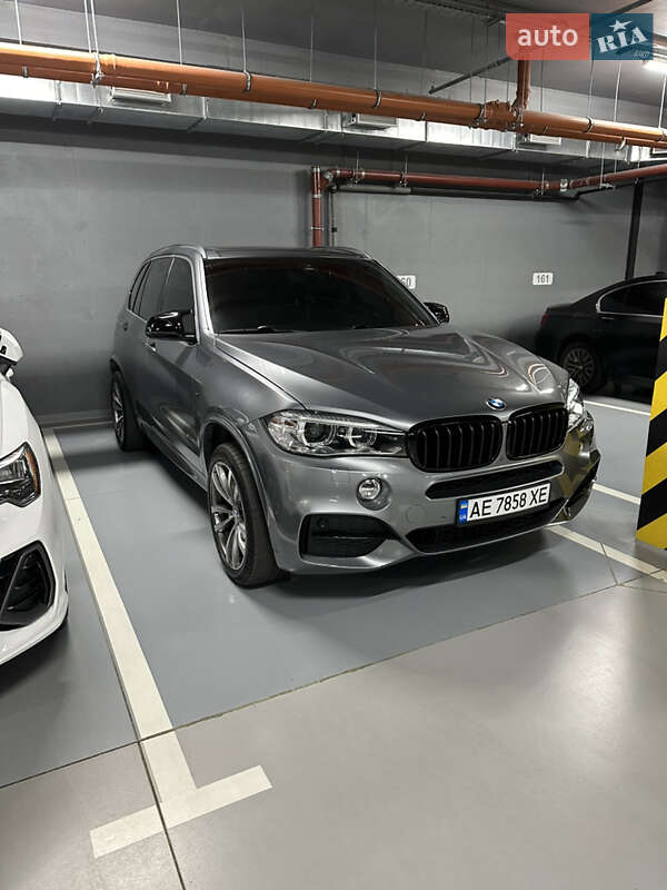 Позашляховик / Кросовер BMW X5 2016 в Дніпрі