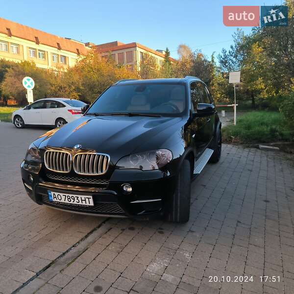 Внедорожник / Кроссовер BMW X5 2013 в Ужгороде