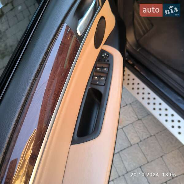 Внедорожник / Кроссовер BMW X5 2013 в Ужгороде