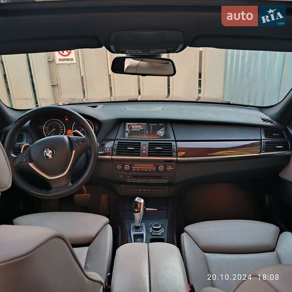 Внедорожник / Кроссовер BMW X5 2013 в Ужгороде