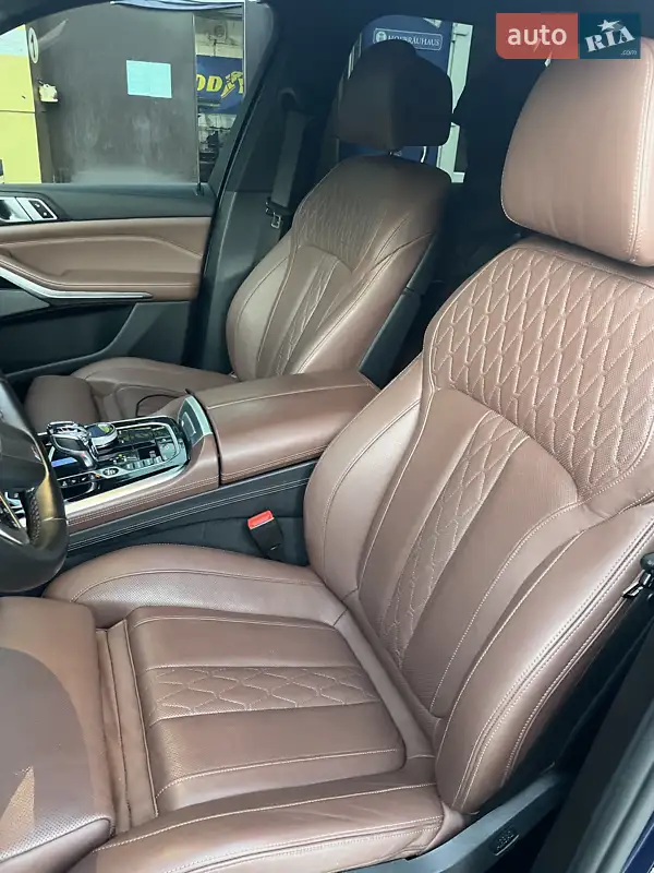Внедорожник / Кроссовер BMW X5 2018 в 
