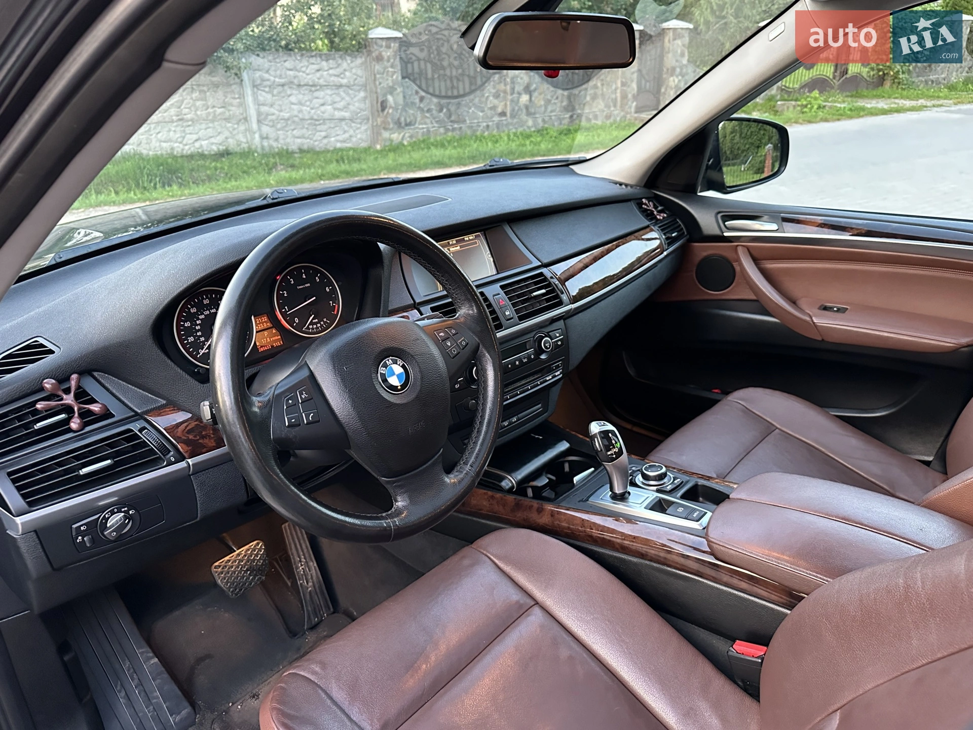 2010 BMW X5 - мініатюра 13
