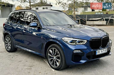 Внедорожник / Кроссовер BMW X5 2020 в 