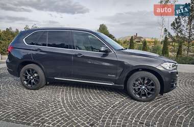 Позашляховик / Кросовер BMW X5 2015 в Дніпрі