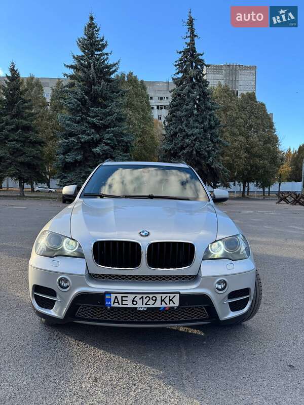 Внедорожник / Кроссовер BMW X5 2010 в Днепре фото 4 Внедорожник / Кроссовер BMW X5 2010 в Днепре