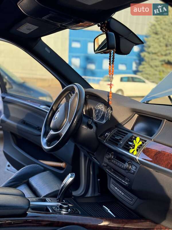 Внедорожник / Кроссовер BMW X5 2010 в Днепре фото 24 Внедорожник / Кроссовер BMW X5 2010 в Днепре