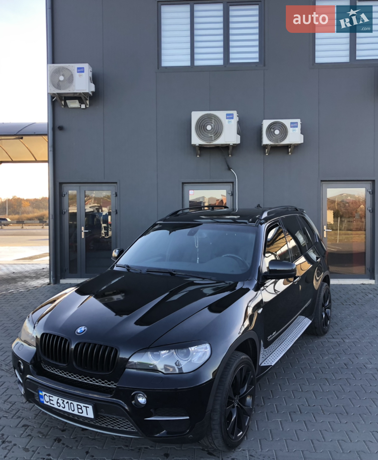 2010 BMW X5 - мініатюра 2