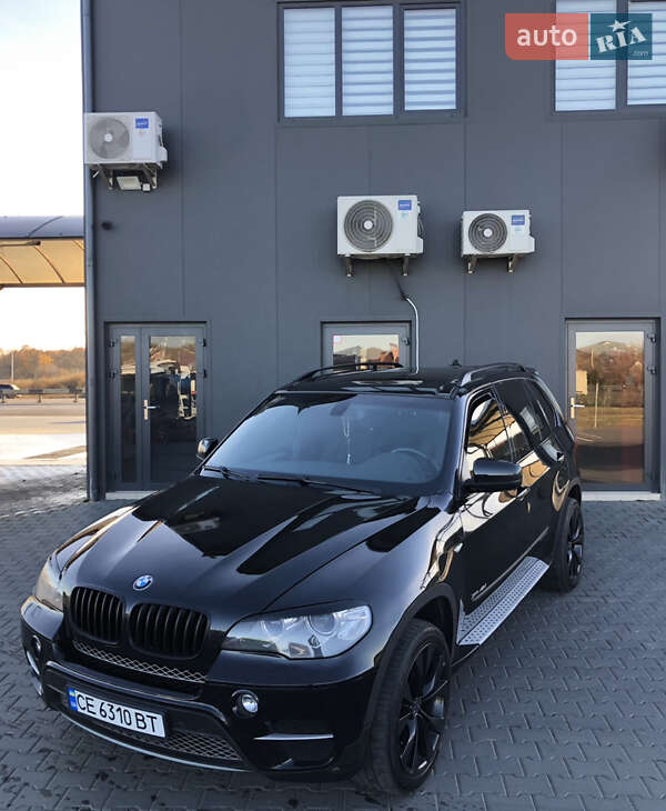 Позашляховик / Кросовер BMW X5 2010 в Чернівцях