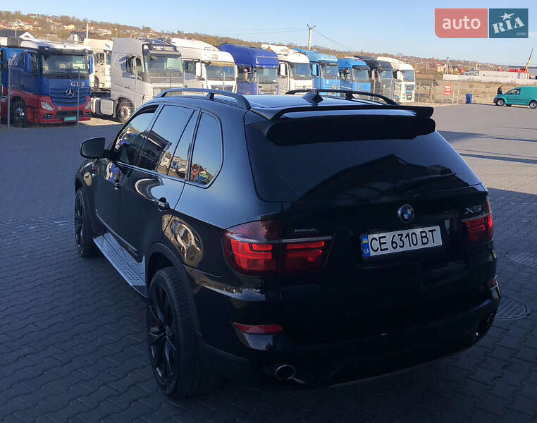 Позашляховик / Кросовер BMW X5 2010 в Чернівцях