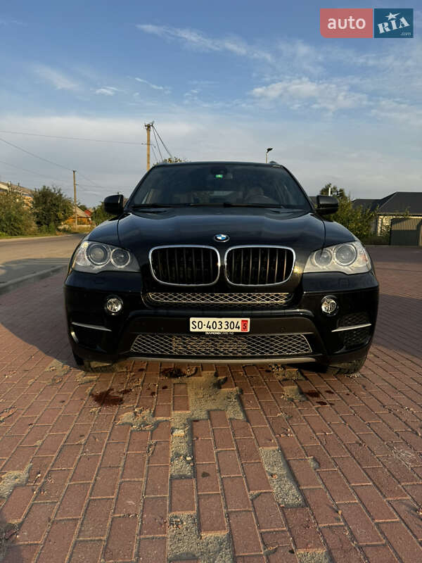 Внедорожник / Кроссовер BMW X5 2011 в Рокитном