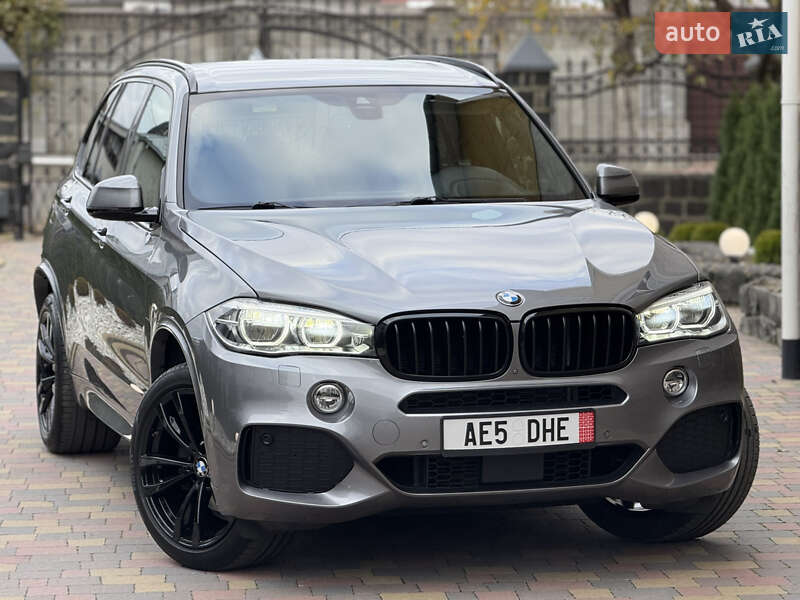Позашляховик / Кросовер BMW X5 2017 в 