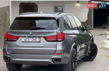 Позашляховик / Кросовер BMW X5 2017 в 