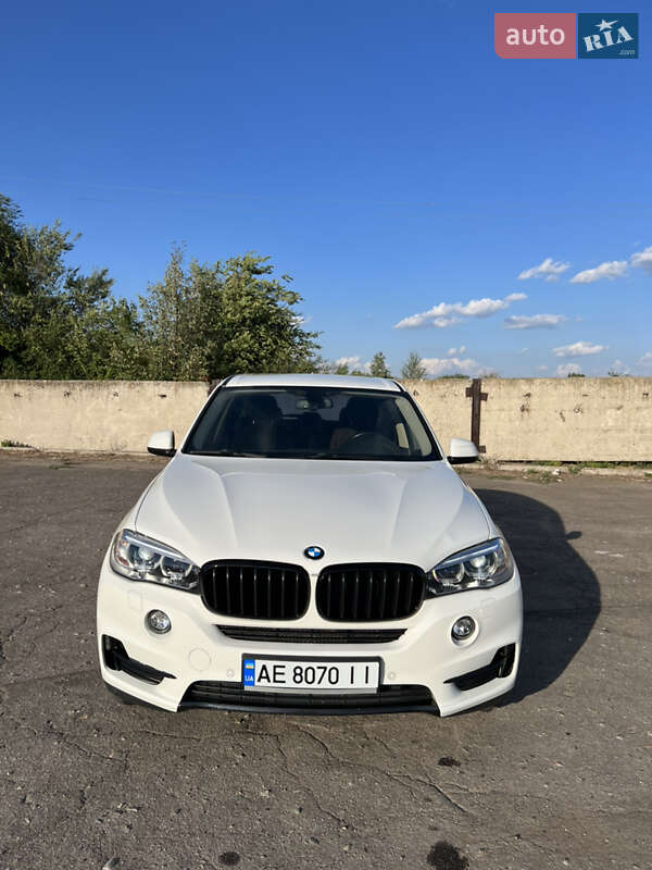 Внедорожник / Кроссовер BMW X5 2017 в Днепре