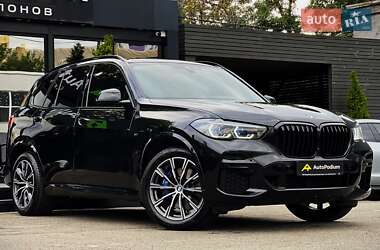 Внедорожник / Кроссовер BMW X5 2022 в Киеве