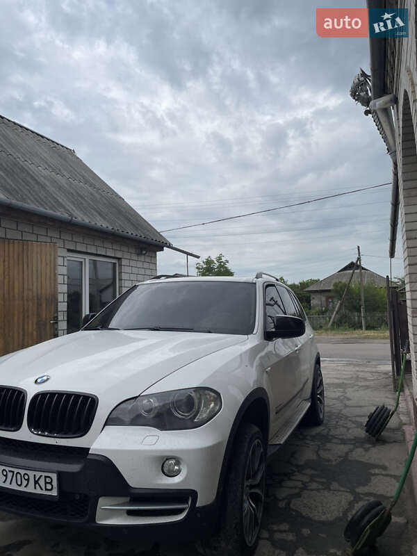 Внедорожник / Кроссовер BMW X5 2009 в Бершади